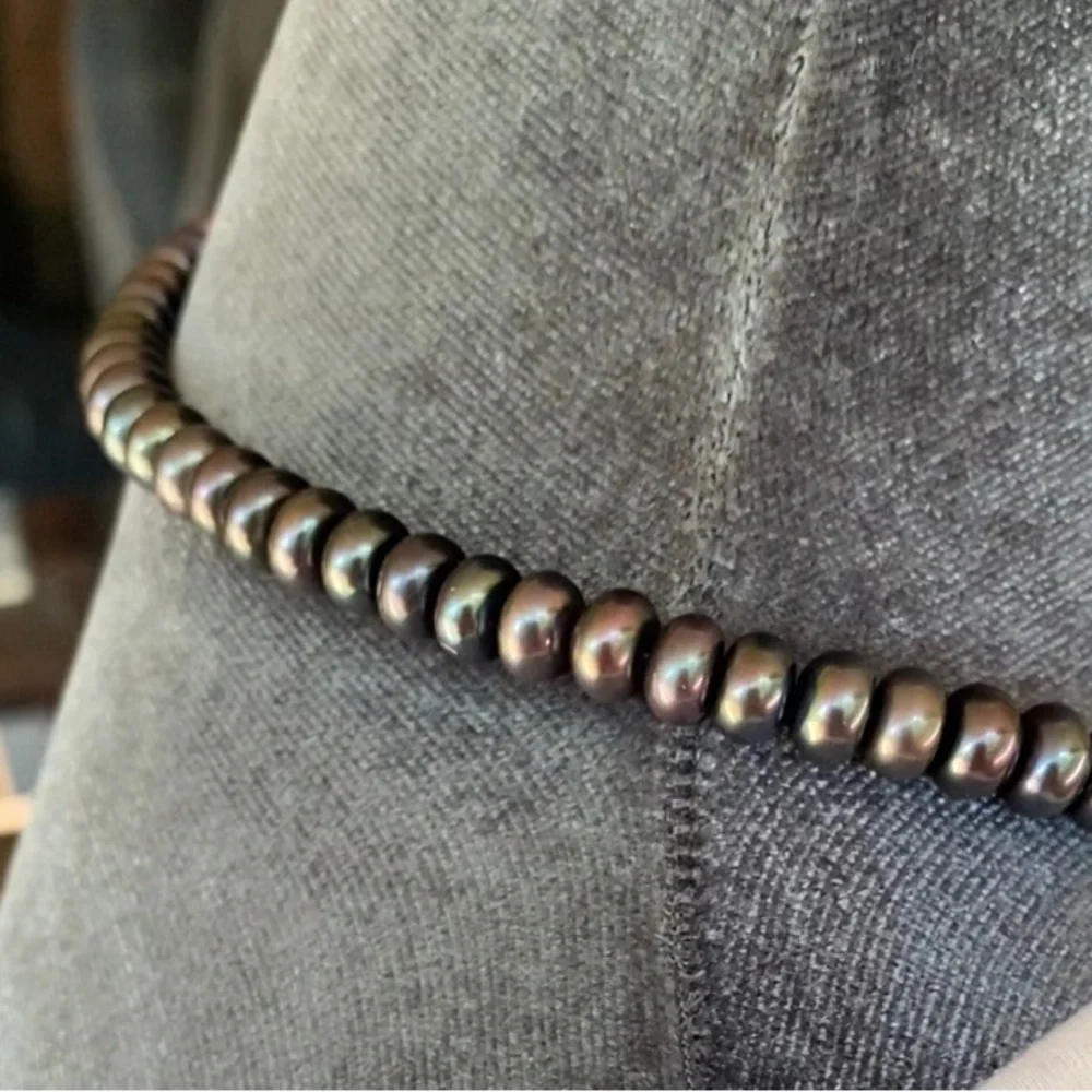 Jewelry - Picture 4 of 4